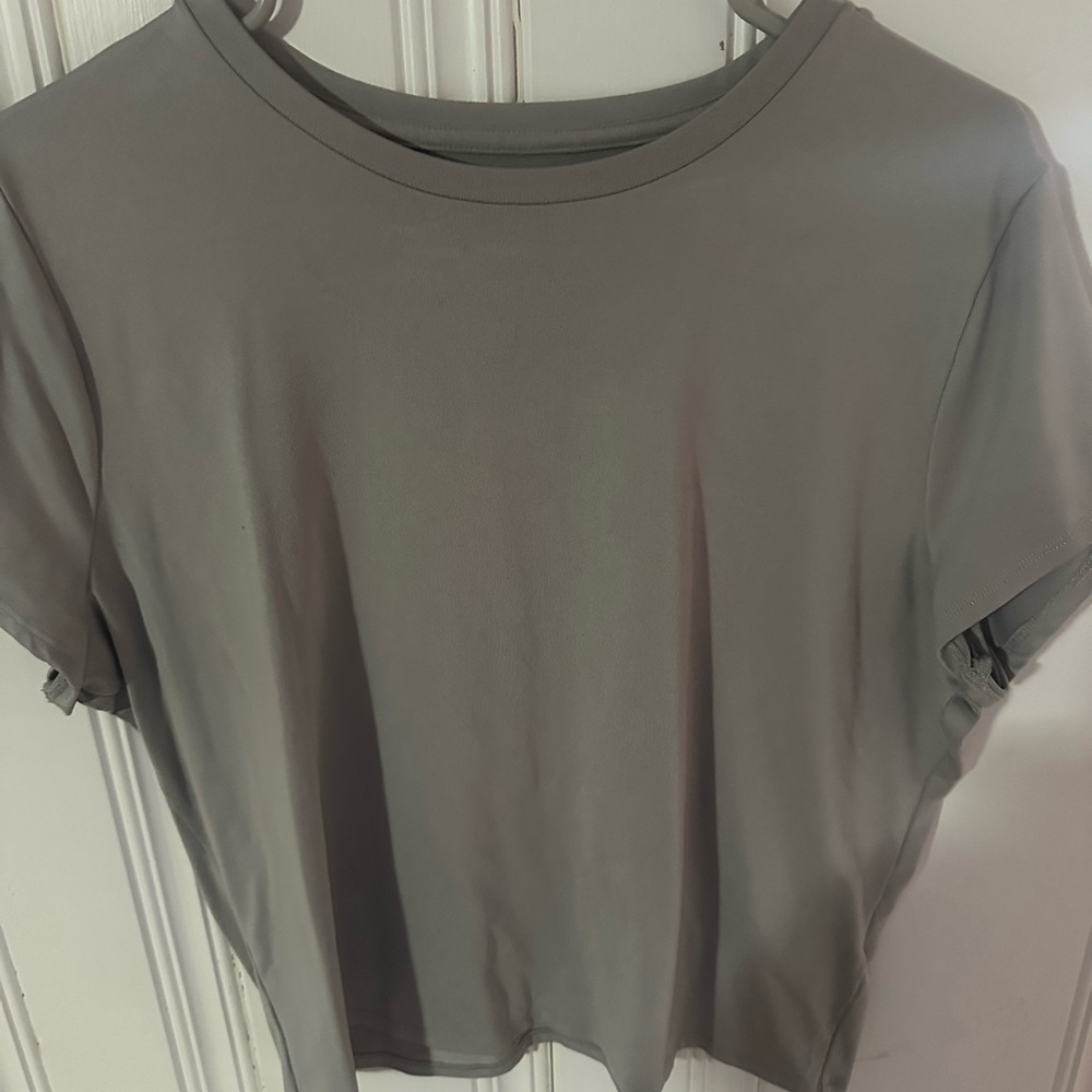 Hollister Classic Gray Short Sleeve Tee